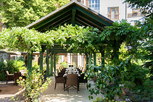 Garten-Terrasse